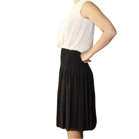 L'agence 100% Silk Diamond Pleated Dress Black Cream Size 2 - Picture 3 of 11